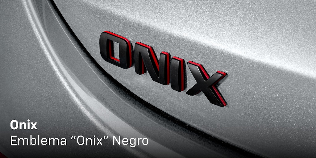 Accesorios Originales Chevrolet® Onix Emblema "Onix" negro